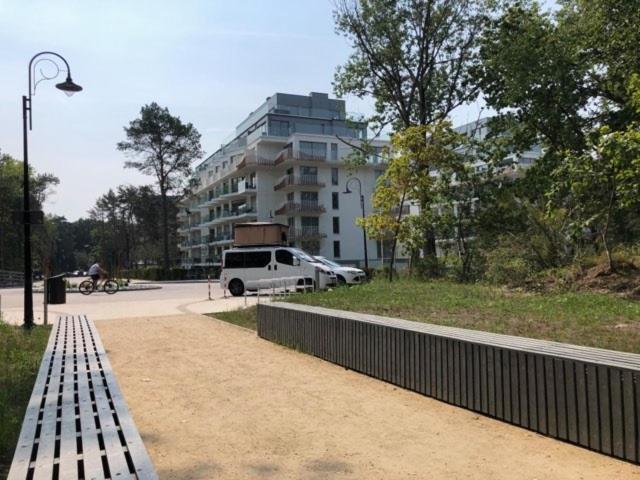 Apart Park - Albus 211 Z Parkingiem W Cenie Świnoujście  Eksteriør billede
